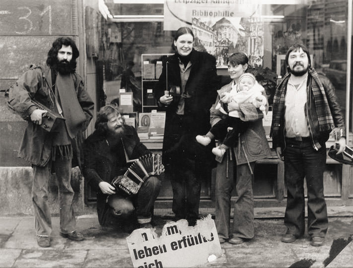 eins